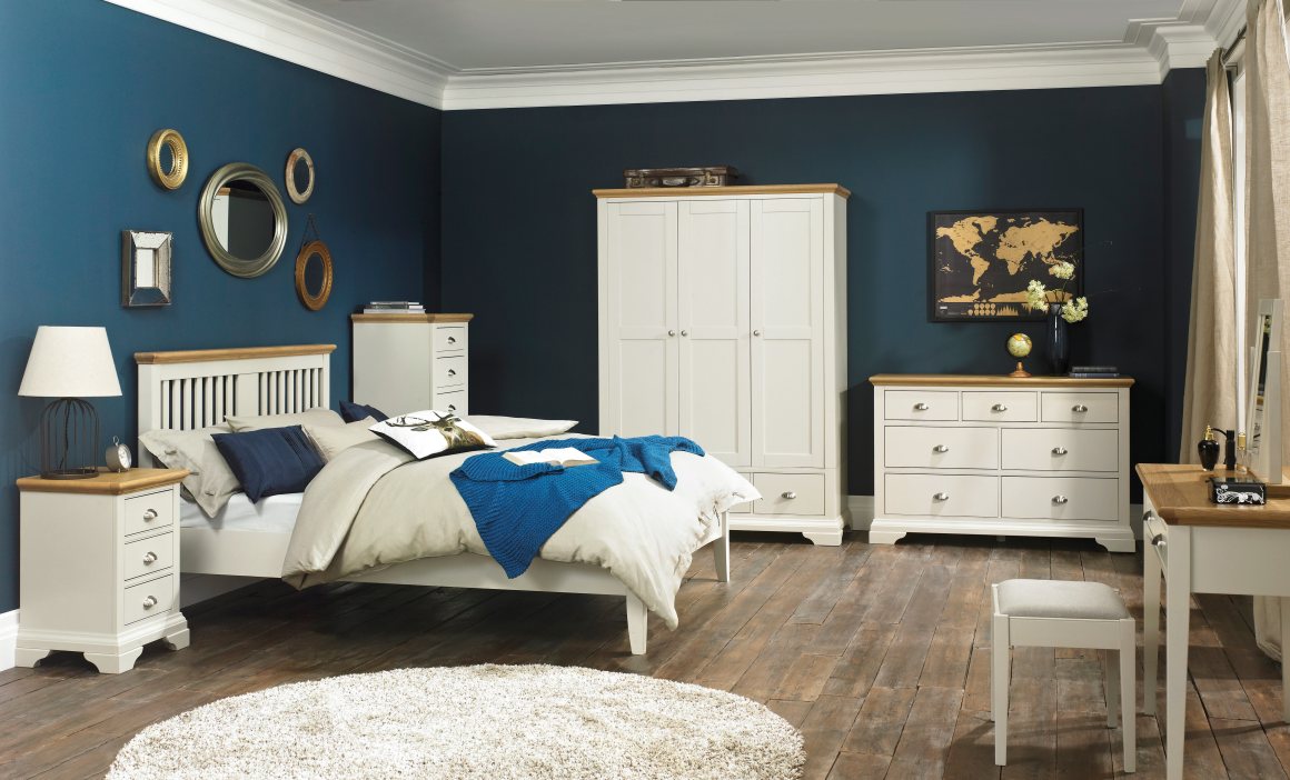 Hampstead Soft Grey & Oak Bedroom