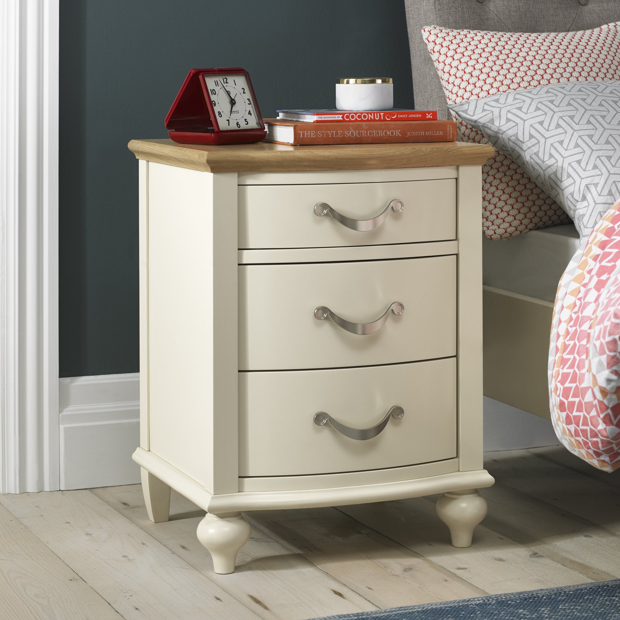 Premier Collection Montreux Pale Oak Antique White 3 Drawer   2388 6202 